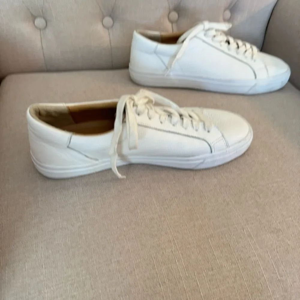 Lucky Brand Womens Darleena Sneaker Size 9.5